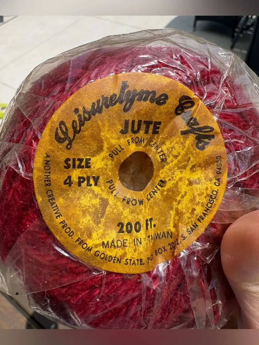 Leisuretyme Crafts Dark Red Jute Yarn 4-Ply - 200 ft